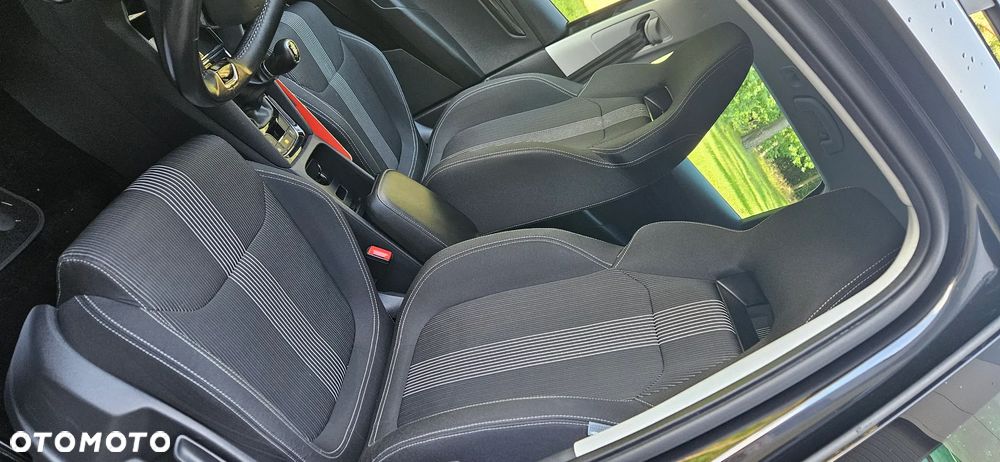 Skoda Karoq 2.0 TDI SCR 4x2 Sportline - 29