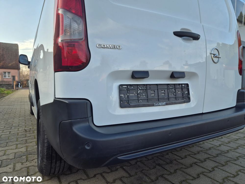 Opel Combo - 16