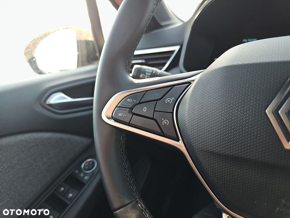 Renault Clio 1.0 TCe Techno - 21