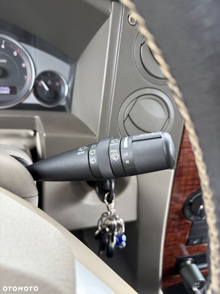 Jeep Commander 3.0 CRD Limited - 26