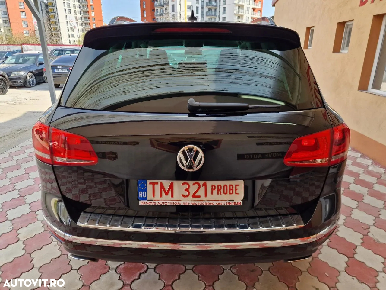 Volkswagen Touareg 3.0 V6 TDI BMT - 10