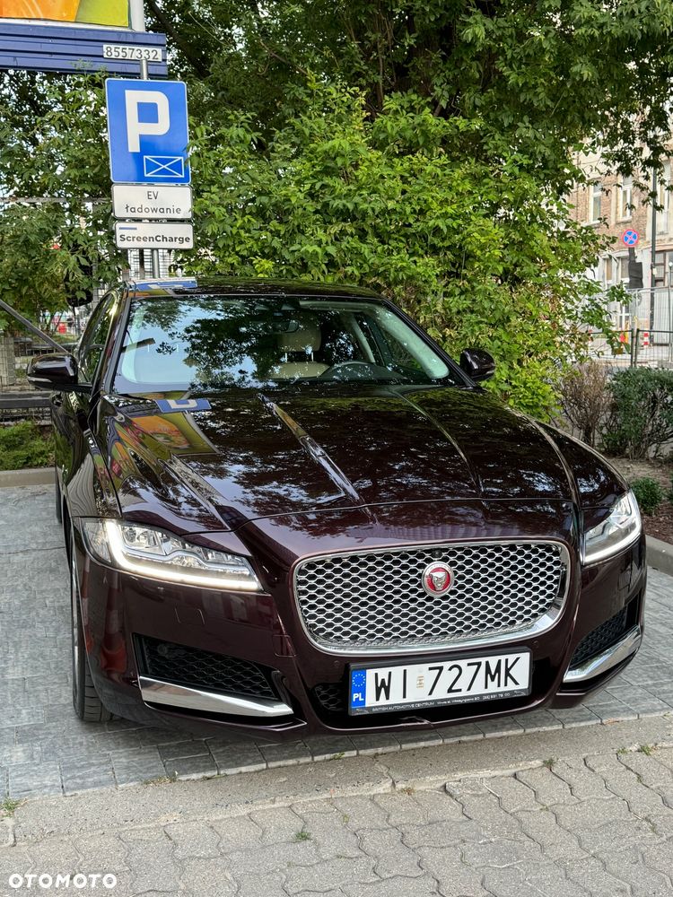 Jaguar XF 2.0 T AWD Portfolio - 22