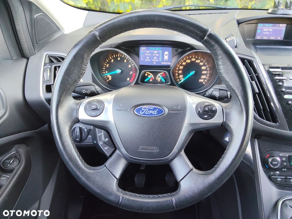 Ford Kuga 1.6 EcoBoost 2x4 Titanium - 8