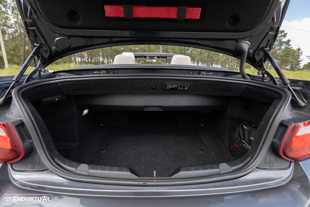BMW 218 d Cabrio Pack M Auto - 22