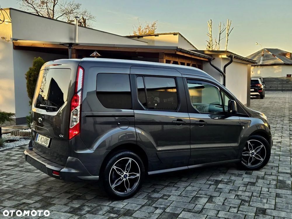 Ford Tourneo Connect 1.5 TDCi Start-Stop Titanium - 11