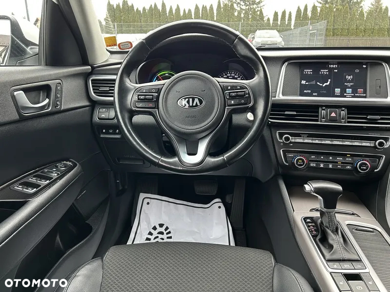 Kia Optima Plug-in Hybrid - 5