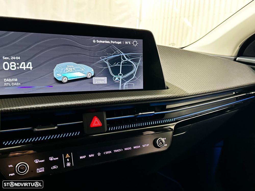 Kia EV6 77.4 kWh Tech - 55