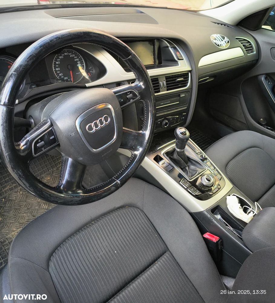 Audi A4 Limuzina - 5
