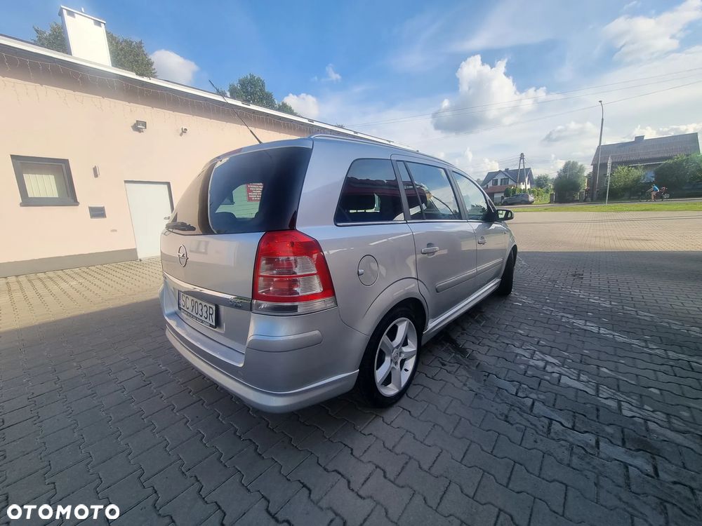 Opel Zafira 1.8 Cosmo - 13