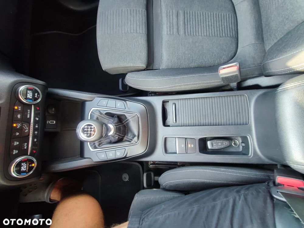 Ford Focus 1.5 EcoBlue Active - 4