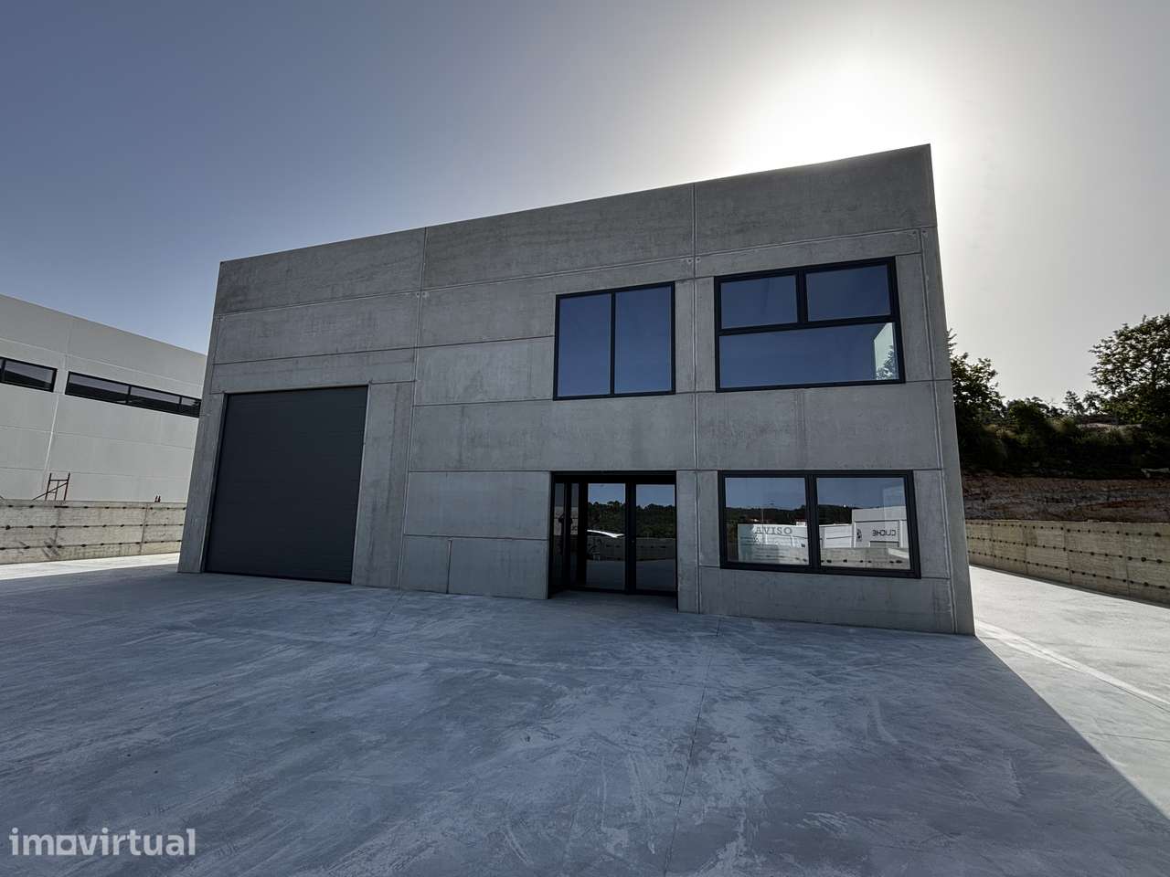 Armazém NOVO 350 m2 + 800 m2 Torres Vedras Saída A8 Lourinhã/Sta. Cruz - Grande imagem: 5/11