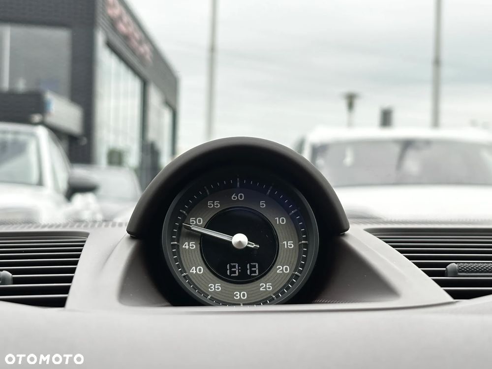 Porsche Panamera Turbo E-Hybrid PHEV - 32