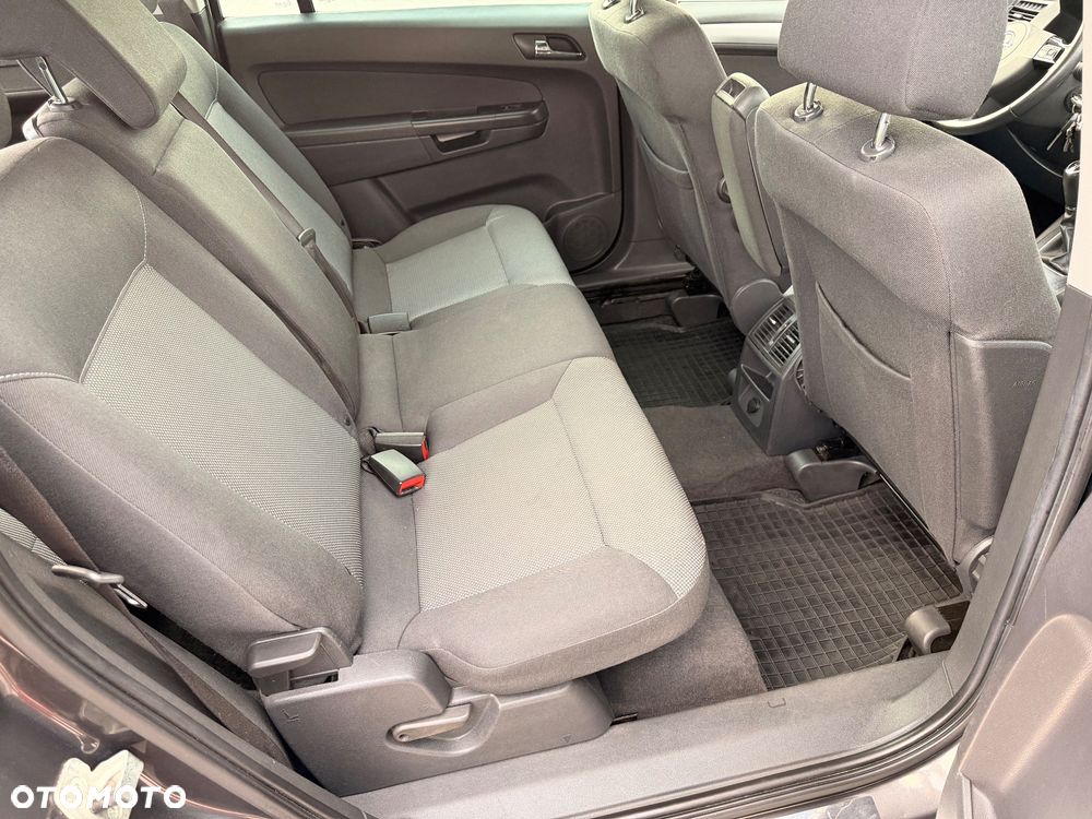 Opel Zafira 1.8 Innovation 110 Jahre - 13