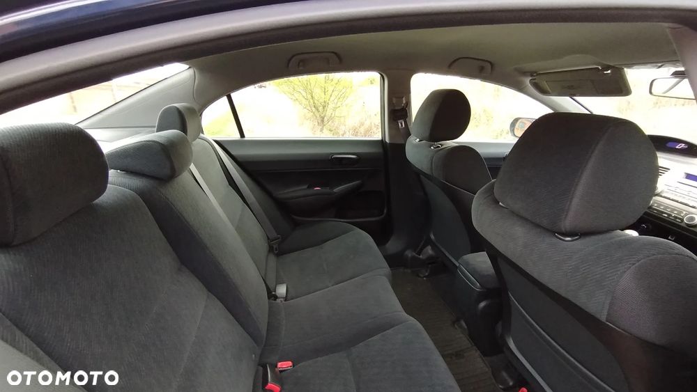 Honda Civic 1.8 Base - 4