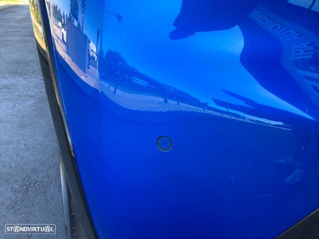 Peugeot e-208 Allure - 11