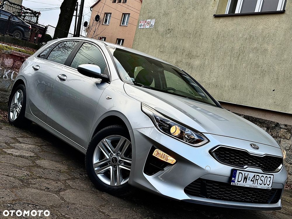Kia Ceed 1.5 T-GDI L Business Line - 2