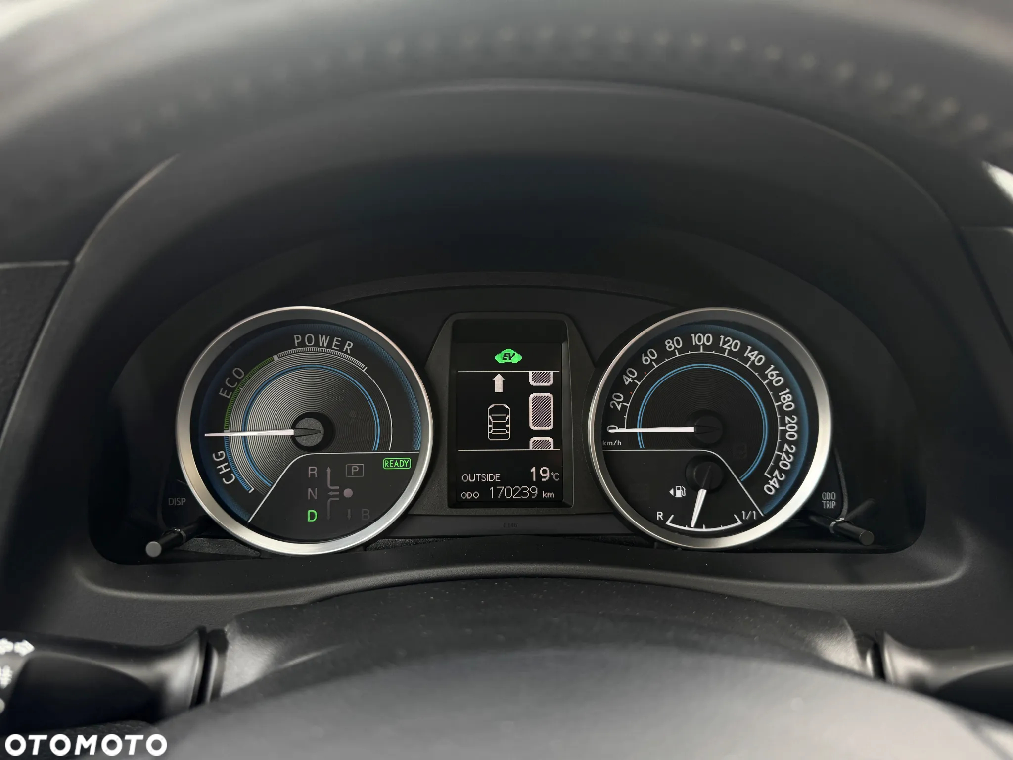 Toyota Auris - 12