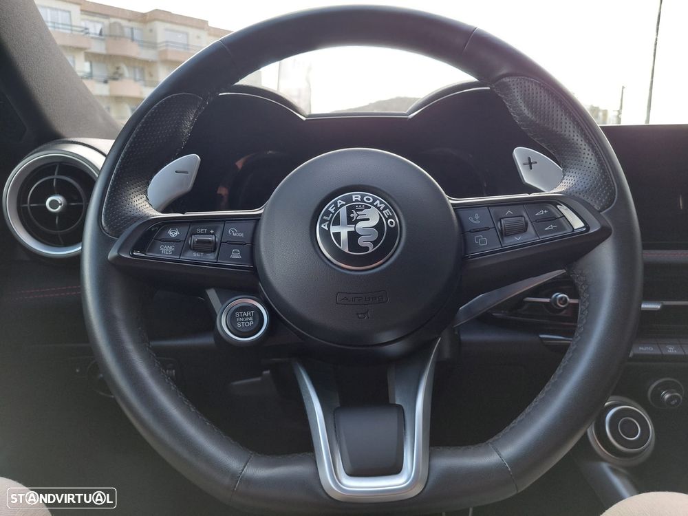 Alfa Romeo Tonale 1.3 Plug-In Hybrid Veloce e-AWD - 14