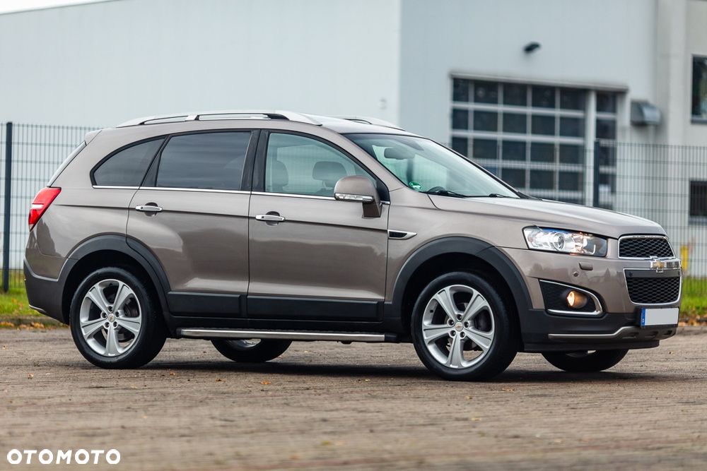Chevrolet Captiva 2.2 d LTZ - 10