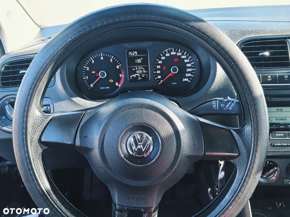 Volkswagen Polo - 5