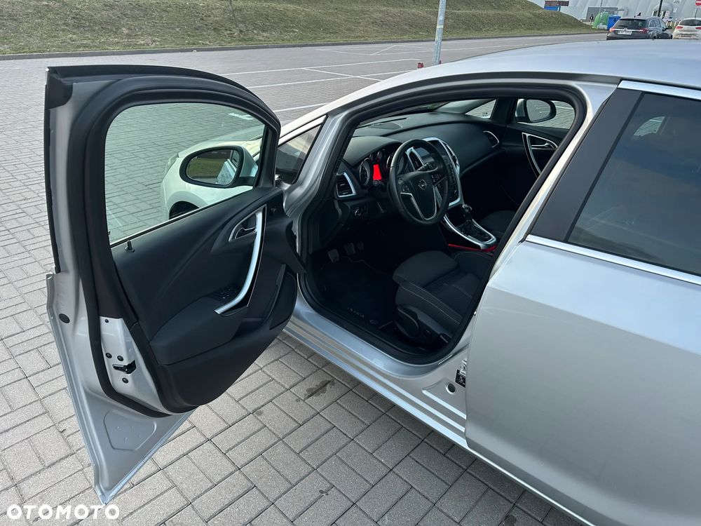 Opel Astra 1.4 Turbo - 9