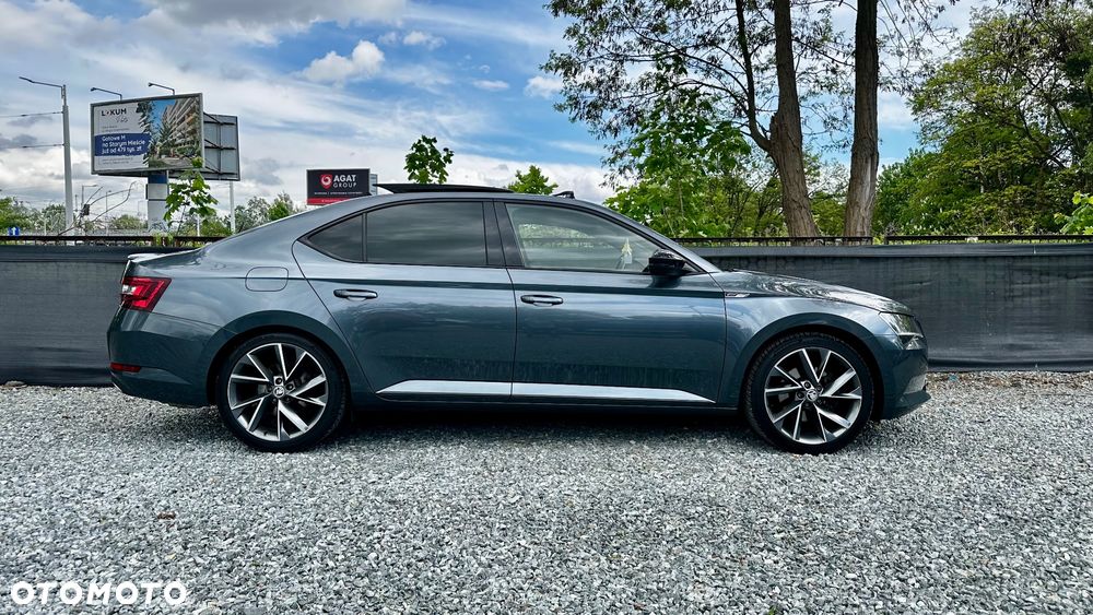 Skoda Superb 2.0 TSI DSG SportLine - 4