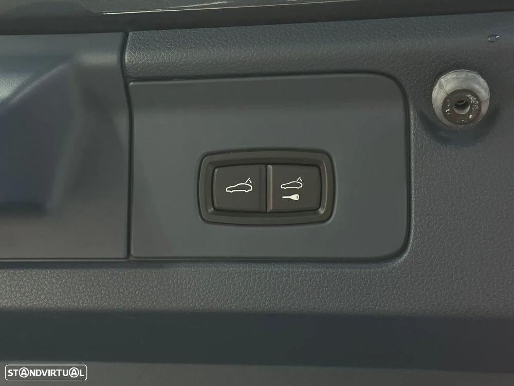 Porsche Panamera Turbo PDK - 15