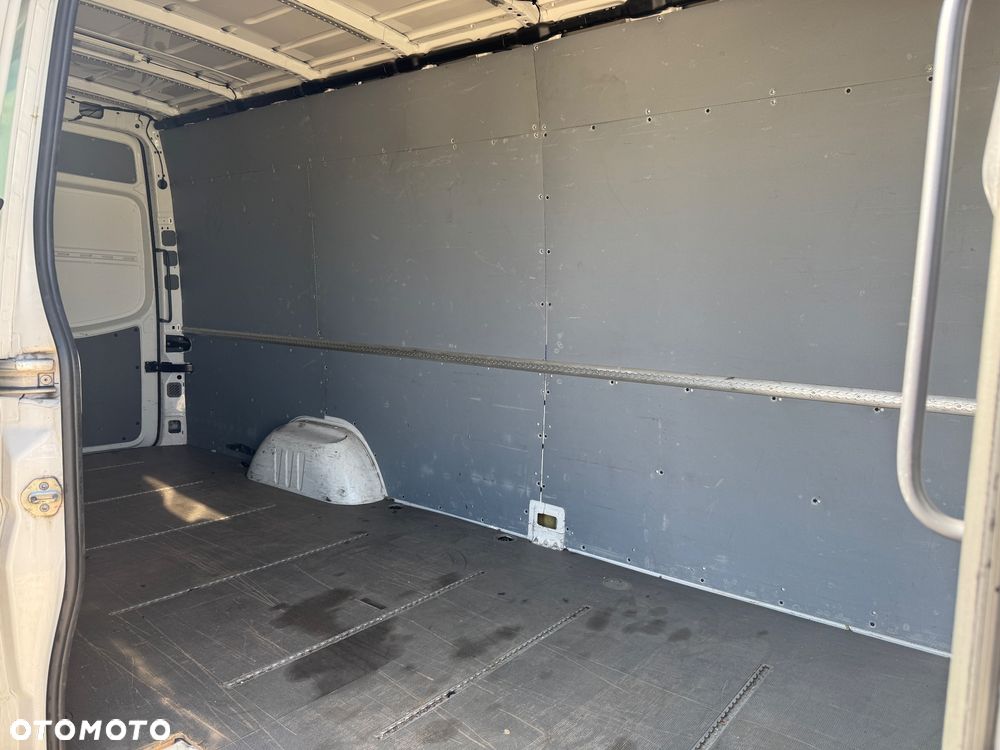 Volkswagen CRAFTER - 18