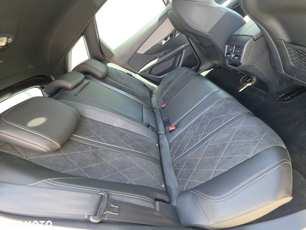Peugeot 3008 BlueHDi 180 Stop & Start EAT8 GT - 23