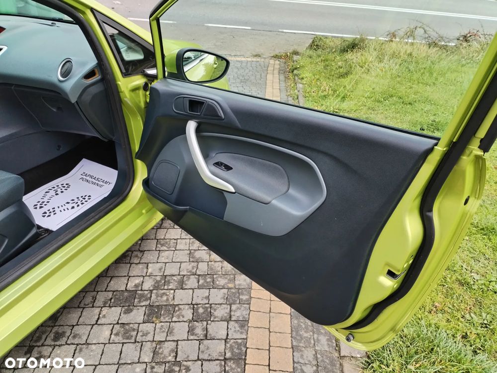 Ford Fiesta - 10