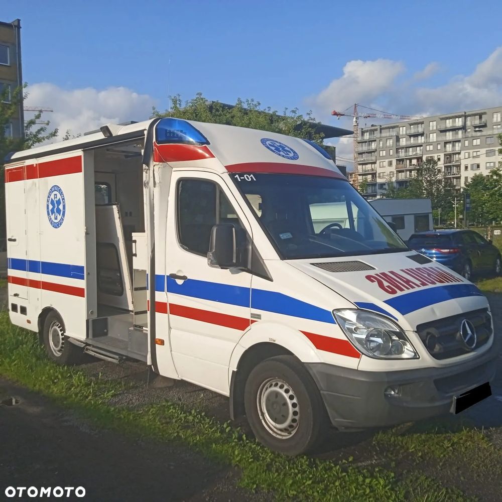 Mercedes-Benz Sprinter - 8