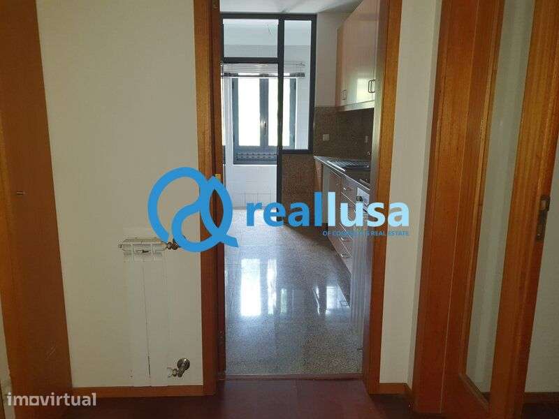 Apartamento T3 c/ garagem Oliveira do Douro Vila Nova de Gaia - Grande imagem: 5/14