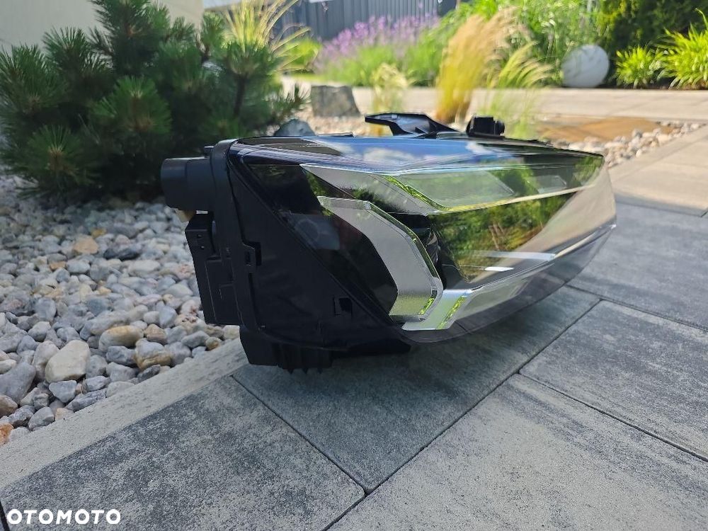 AUDI Q2 SQ2 81A LIFT Lampa prawa przód Kompletna Full Led Matrix 81A941036D - 4