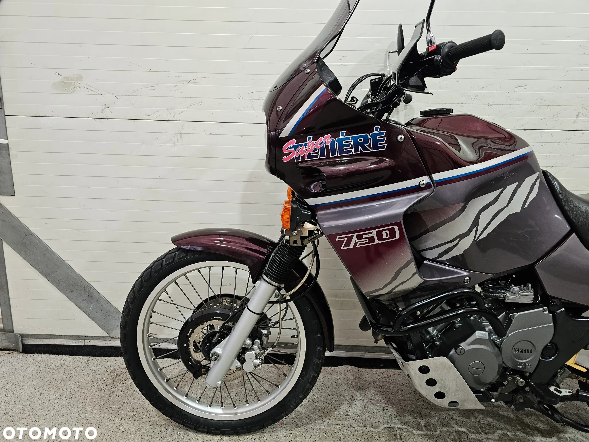 Yamaha XTZ - 11