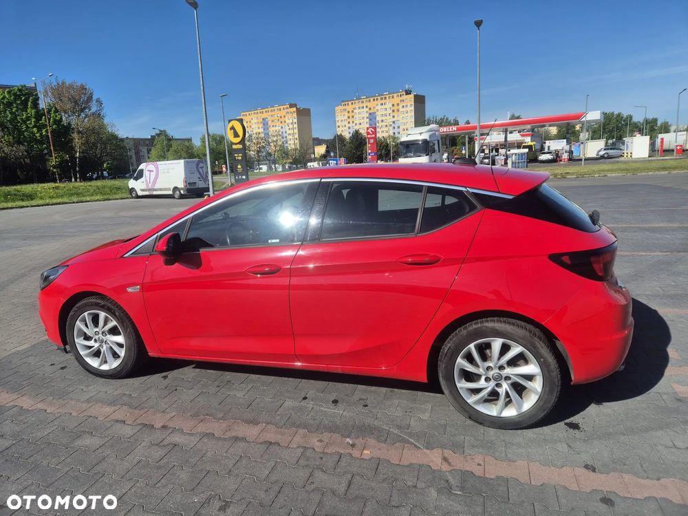 Opel Astra 1.6 T Dynamic S&S - 4
