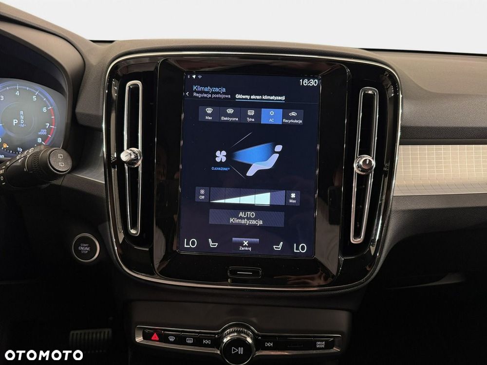 Volvo XC 40 - 24