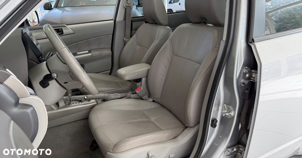 Subaru Forester 2.5 X - 18
