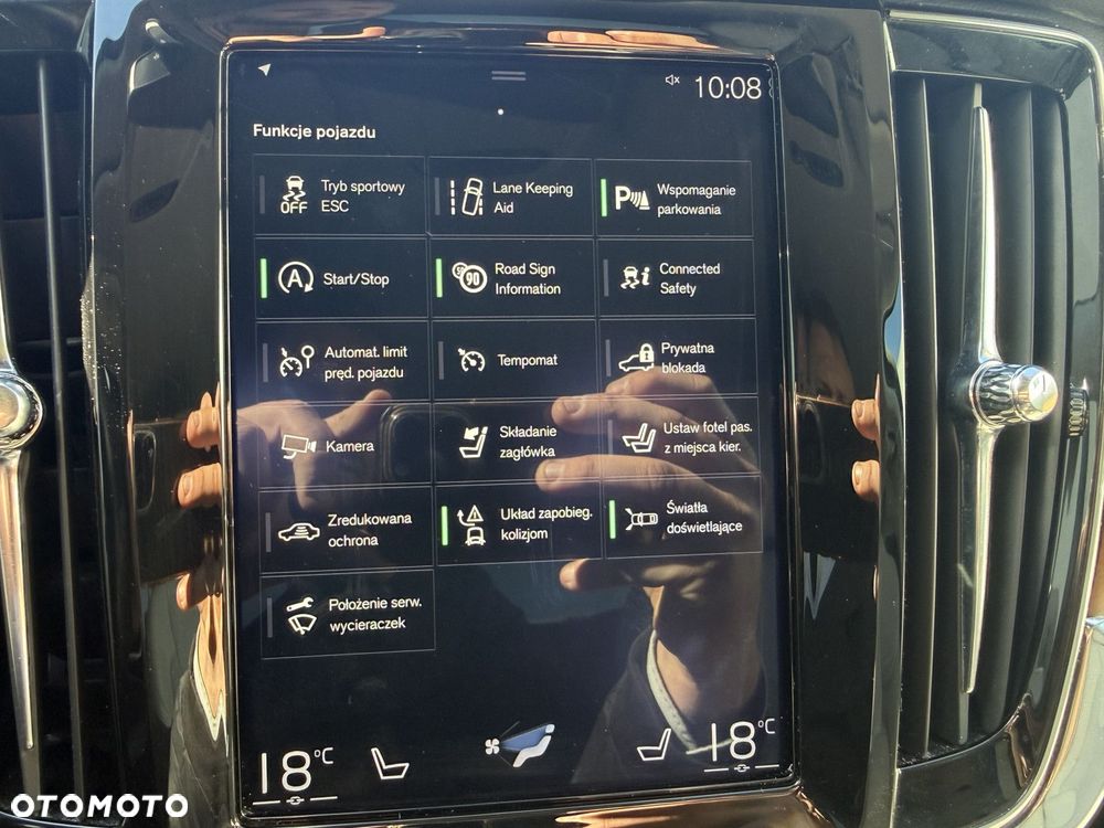 Volvo S90 - 14
