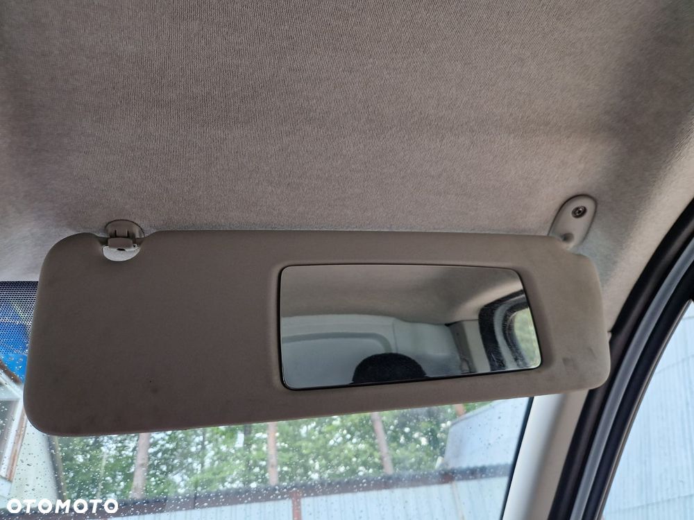 Renault Trafic - 26