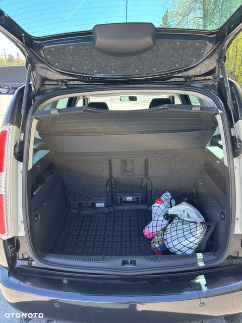 Skoda Roomster 1.6 TDI DPF Active - 11