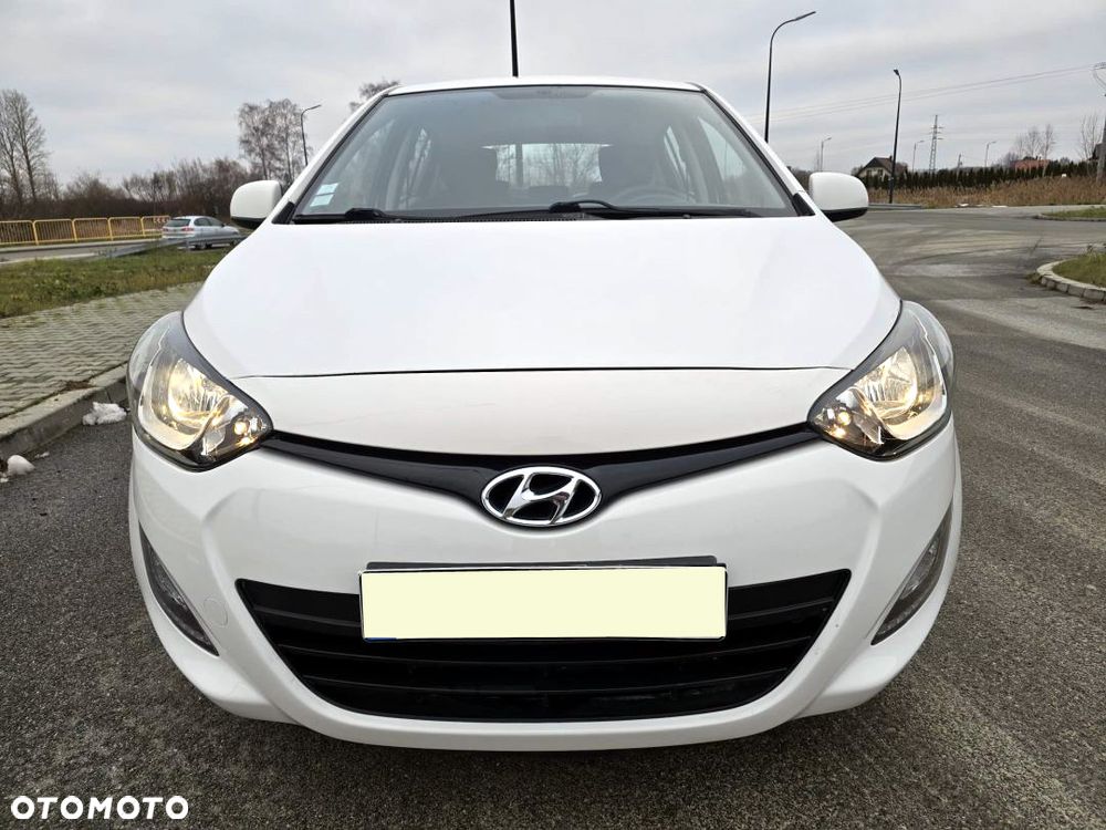 Hyundai i20 1.1 CRDi Comfort - 12