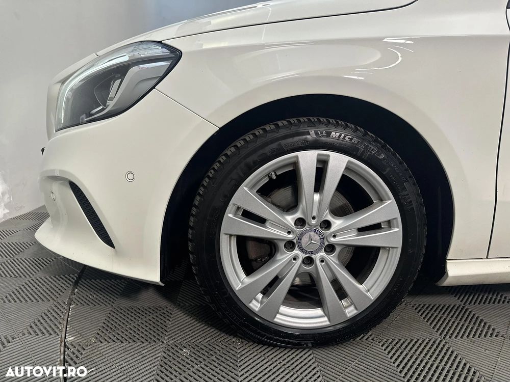 Mercedes-Benz A 200 d 7G-DCT - 13