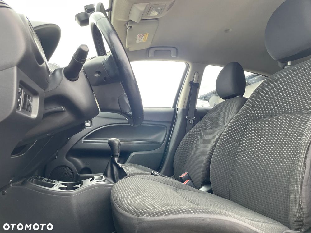 Mitsubishi Space Star 1.2 Intense - 12