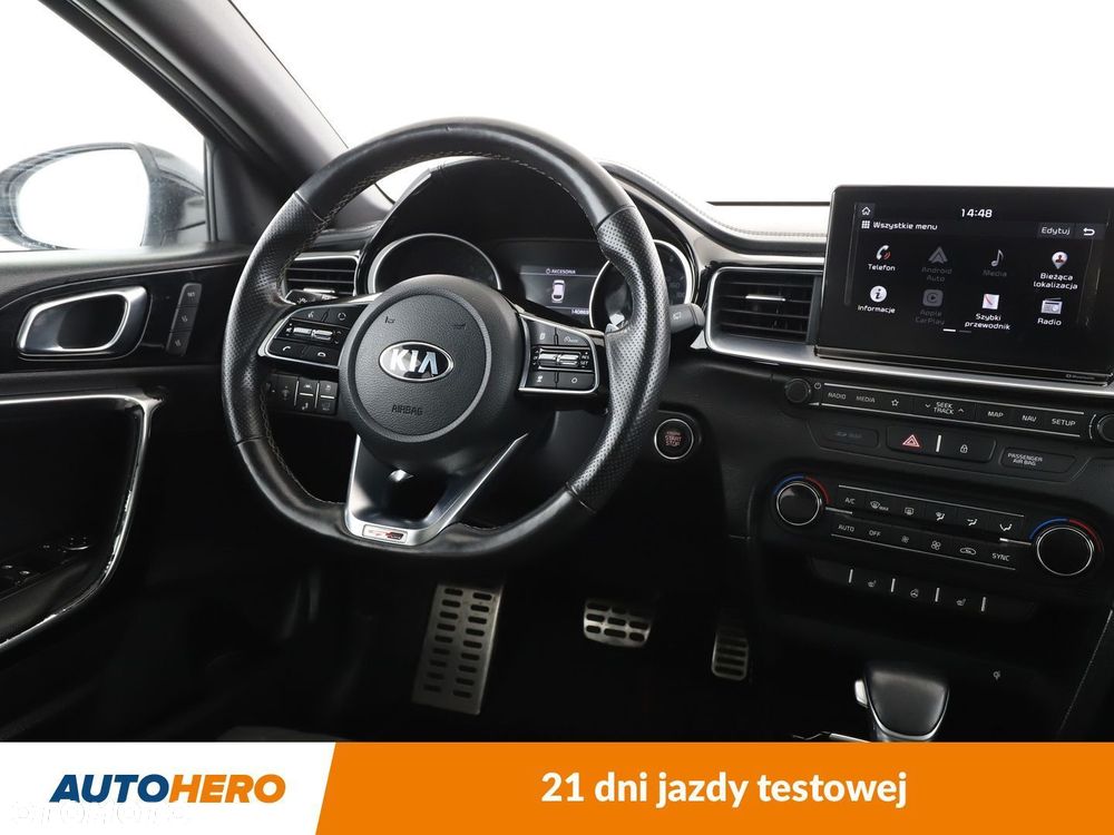 Kia ProCeed - 13
