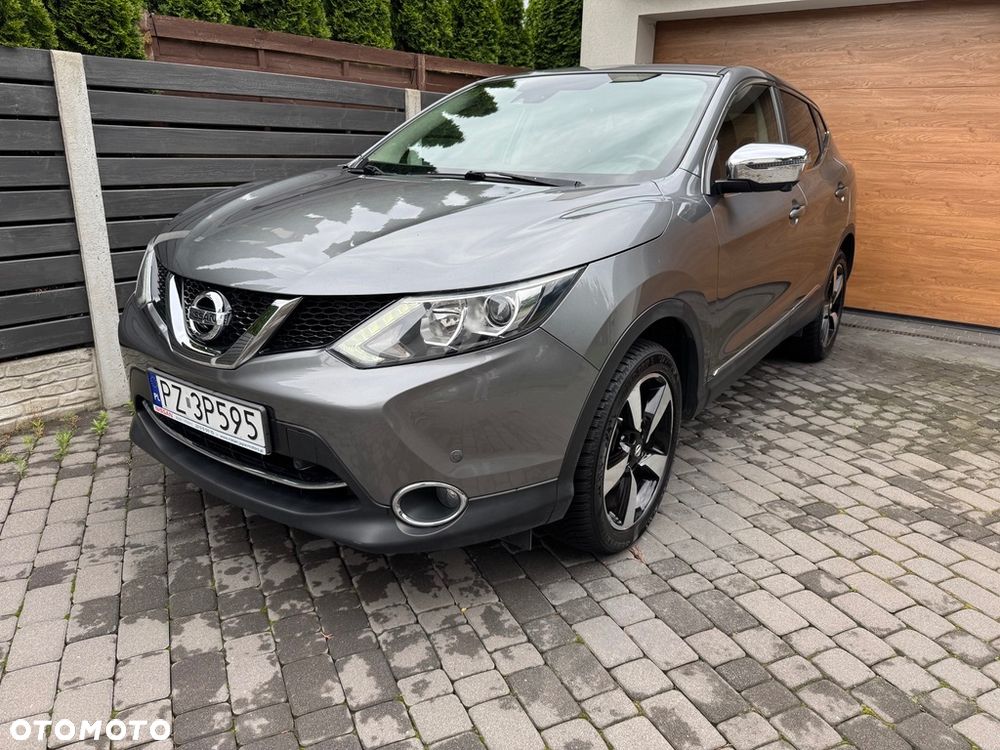 Nissan Qashqai 1.2 DIG-T N-Connecta - 1