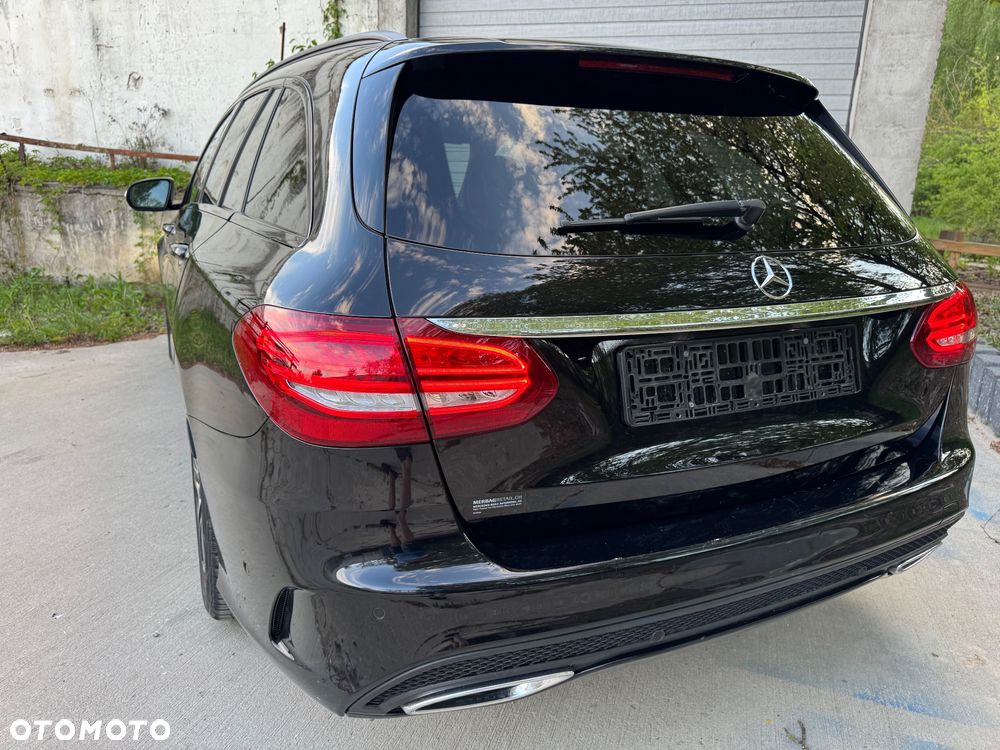 Mercedes-Benz Klasa C 250 d 4Matic 9G-TRONIC AMG Line - 18