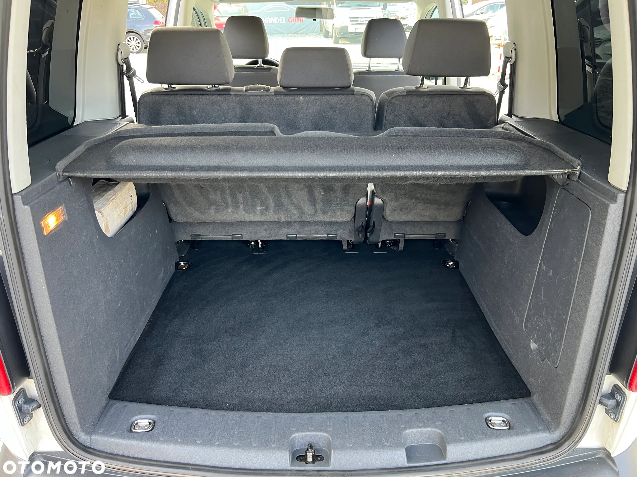 Volkswagen Caddy 1.6 TDI Comfortline - 24