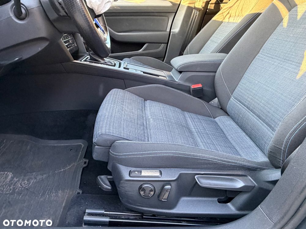 Volkswagen Passat 1.4 TSI DSG GTE - 23