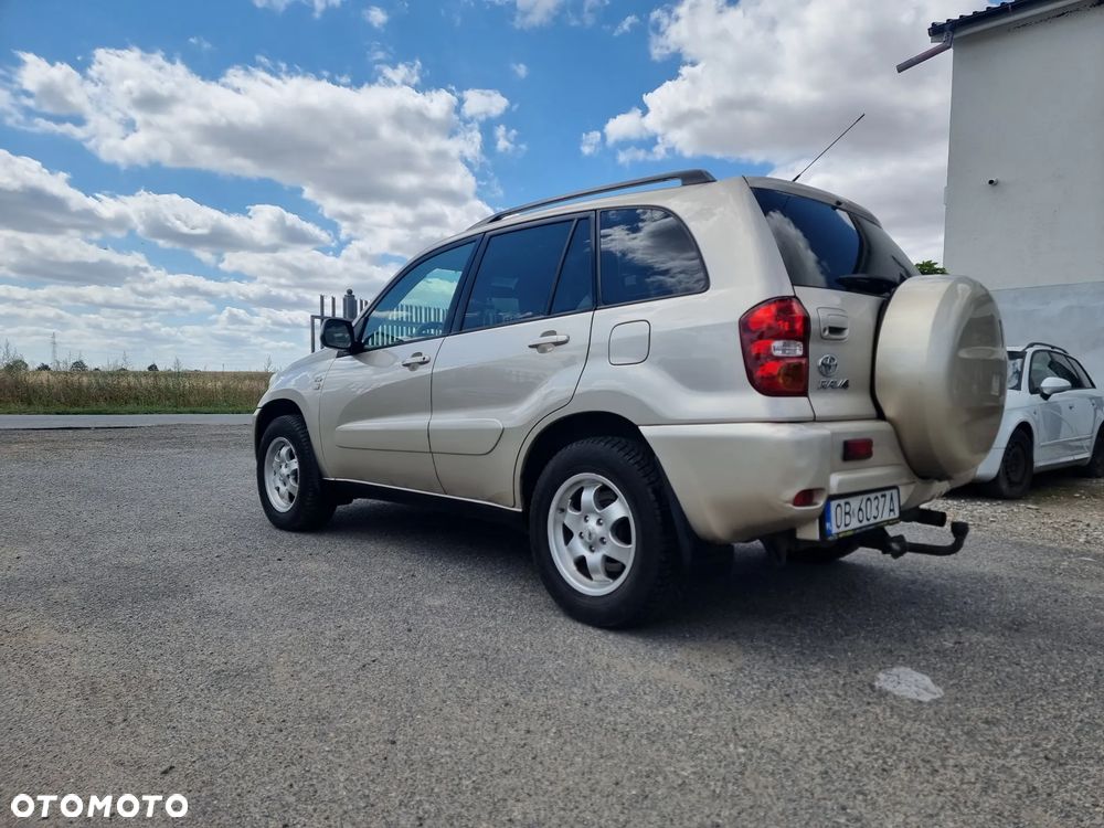 Toyota RAV4 D-4D 4x4 Sol - 5