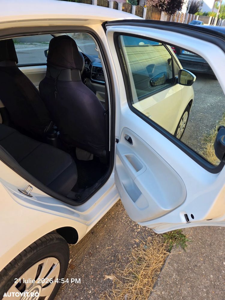 Volkswagen up! - 9